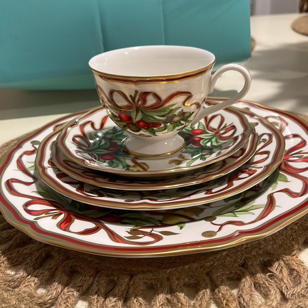 Tiffany & Co.  Tiffany Holiday 5 pc